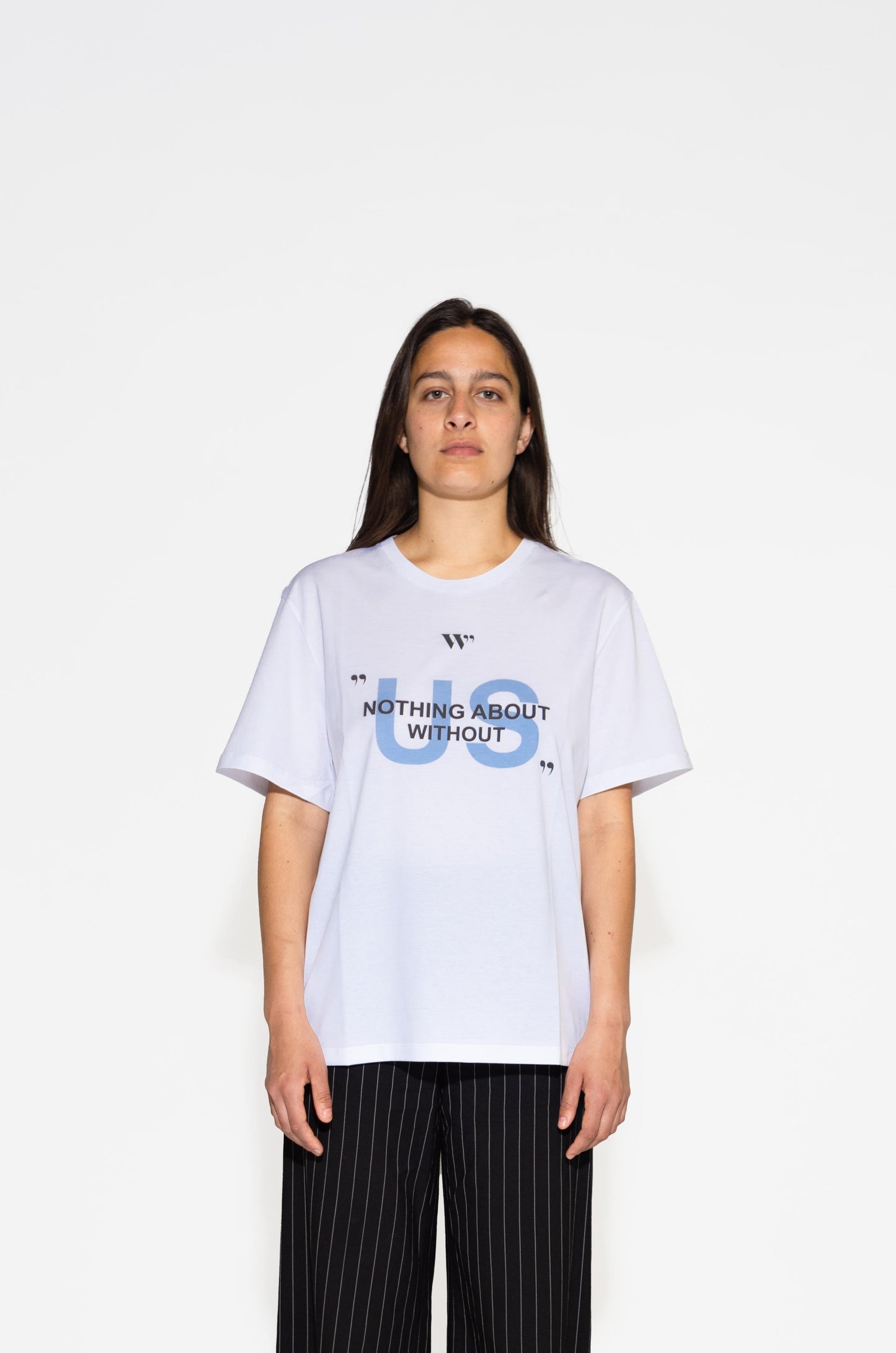 T-shirt in jersey di puro cotone stampato NOTHING ABOUT US WITHOUT US